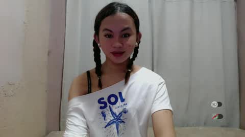 Snapshot of sofia_sweetheart18 chatting on 14, 6, 2026 sofia_sweetheart18 online show from 14, 6, 2026