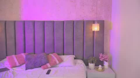 Snapshot of sofiaa_cortes chatting on 18, 12, 2025 Sofi online show from 18, 12, 2025