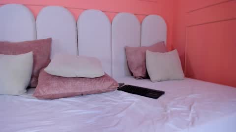 Snapshot of sofiaa_lopezz chatting on 13, 11, 2025 Sofia Lopez online show from 13, 11, 2025