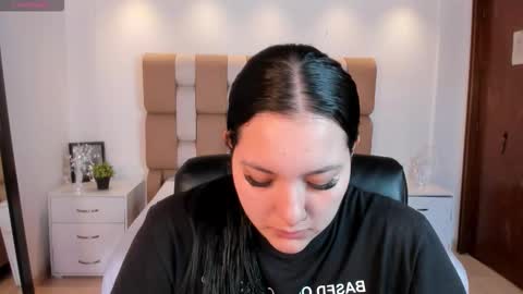 Sofia caramel online show from 18, 12, 2025