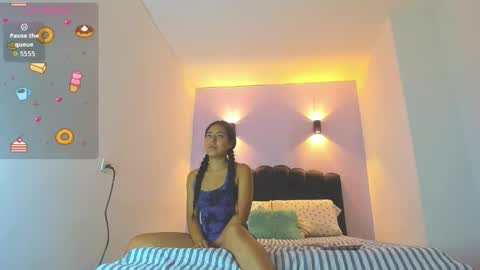Snapshot of sofiaclaus_19 chatting on 24, 11, 2025 Sofia online show from 24, 11, 2025