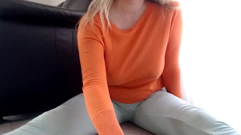 Snapshot of sofialenis chatting on 28, 12, 2024 SofiaLenis online show from 28, 12, 2024