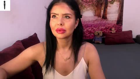 Snapshot of sofialiub chatting on 4, 12, 2024 sofialiub online show from 4, 12, 2024