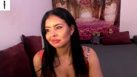 Snapshot of sofialiub chatting on 4, 12, 2024 sofialiub online show from 4, 12, 2024