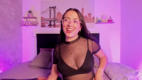 sofialujan_ online show from 27, 3, 2026