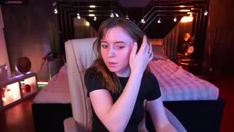 SofiaLuxuryy online show from 11, 3, 2026