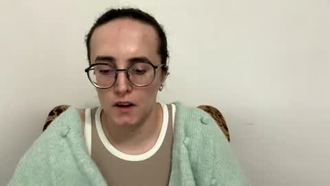 Sofia online show from 12, 4, 2026