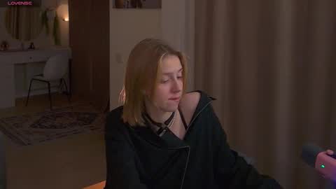 Sofia Help me overcome shynes with 100 thumbs up online show from 22, 11, 2025