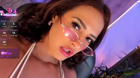 Sofia Reyes online show from 6, 3, 2025