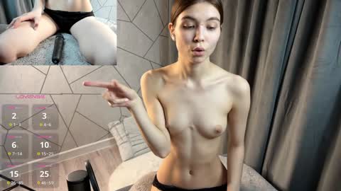 Snapshot of sofiasuper chatting on 4, 2, 2025 Sofia online show from 4, 2, 2025