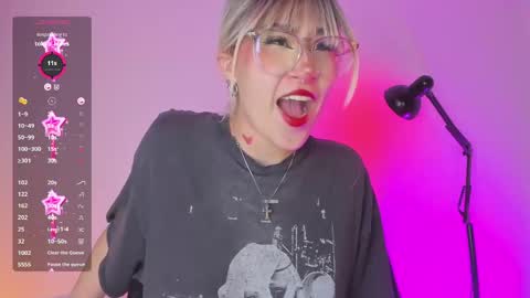 Snapshot of sofii_uwu_ chatting on 27, 2, 2025 Sofii  online show from 27, 2, 2025