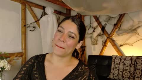 Snapshot of sofiia_diaz_ chatting on 29, 10, 2025 Sofi online show from 29, 10, 2025