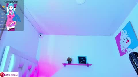  Sofa Daz  online show from 20, 1, 2025