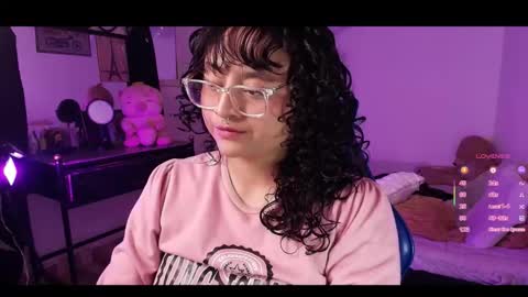 Demi Sofia online show from 1, 12, 2025