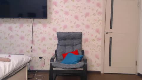 Snapshot of sofiyaruch chatting on 26, 4, 2026 Kaitbrunette and SofiblondeWelcome room Private is Open Make us happy online show from 26, 4, 2026