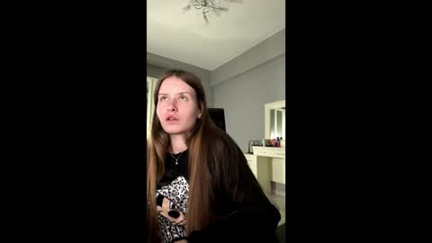 Snapshot of softlygirl chatting on 26, 3, 2026 softlygirl online show from 26, 3, 2026