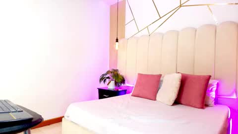 sol_midelton online show from 9, 3, 2026