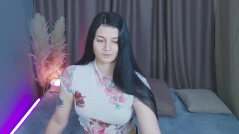 Snapshot of solazolaa chatting on 1, 6, 2026 Sonya online show from 1, 6, 2026