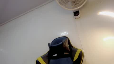 ESTEBAN online show from 23, 7, 2026