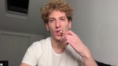 Snapshot of somechillbro chatting on 16, 2, 2025 Evan online show from 16, 2, 2025