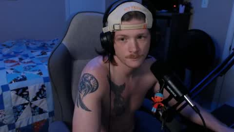 Snapshot of somethinqfunny chatting on 11, 12, 2024 Lover Boi online show from 11, 12, 2024