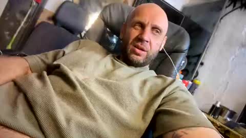 Snapshot of son_e_blacc chatting on 5, 7, 2026 Soni online show from 5, 7, 2026