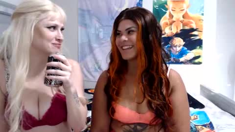 Snapshot of songbirdaz99 chatting on 29, 10, 2025 Double Trouble online show from 29, 10, 2025
