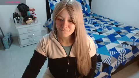 Snapshot of soniahardass chatting on 1, 10, 2025 soniahardass online show from 1, 10, 2025