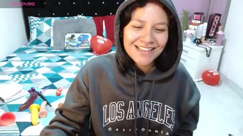 sonialatin69 online show from 22, 2, 2025