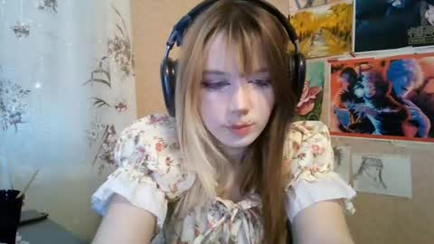 Snapshot of sonwosick chatting on 30, 6, 2026 Mila online show from 30, 6, 2026