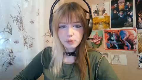 Snapshot of sonwosick chatting on 6, 7, 2026 Mila online show from 6, 7, 2026