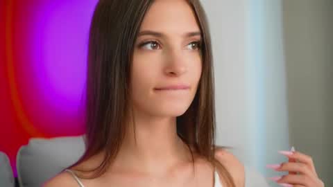 Eva 3 online show from 10, 9, 2025