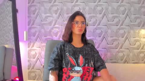 sophie online show from 6, 7, 2026