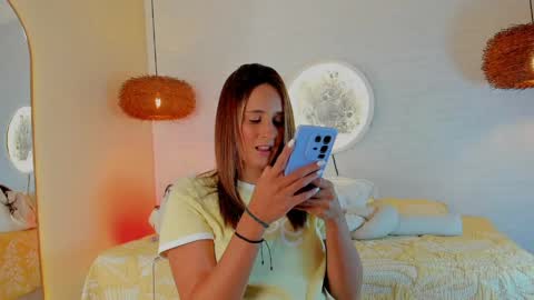 Snapshot of sophi_cooper29 chatting on 27, 4, 2026 sophi_cooper29 online show from 27, 4, 2026