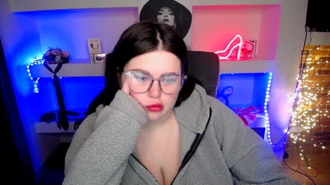 sophia__olsen online show from 14, 1, 2025