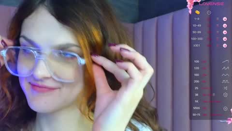 Snapshot of sophia_dreamy chatting on 5, 1, 2025 Sophia online show from 5, 1, 2025