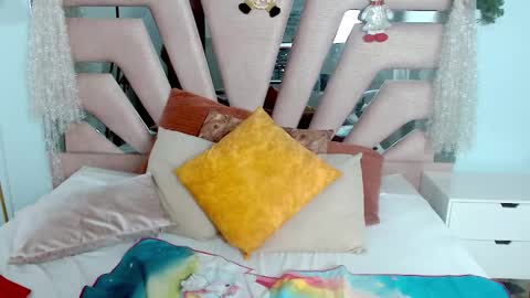 Snapshot of sophia_hadid chatting on 23, 12, 2024 Sophia online show from 23, 12, 2024