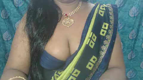 Snapshot of sophia_indian chatting on 6, 2, 2025 Sophia Tamil online show from 6, 2, 2025