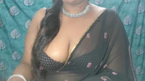 Snapshot of sophia_indian chatting on 18, 2, 2025 Sophia Tamil online show from 18, 2, 2025