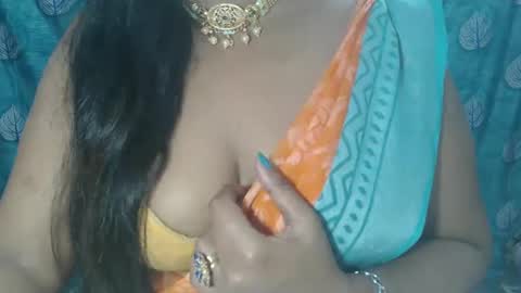 Snapshot of sophia_indian chatting on 24, 2, 2025 Sophia Tamil online show from 24, 2, 2025