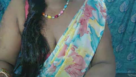 Snapshot of sophia_indian chatting on 28, 2, 2025 Sophia Tamil online show from 28, 2, 2025