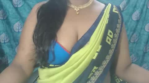 Snapshot of sophia_indian chatting on 9, 9, 2025 Sophia Tamil online show from 9, 9, 2025