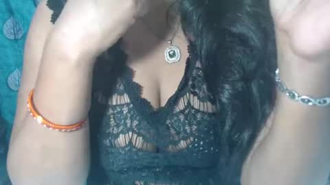 Snapshot of sophia_indian chatting on 15, 10, 2025 Sophia Tamil online show from 15, 10, 2025