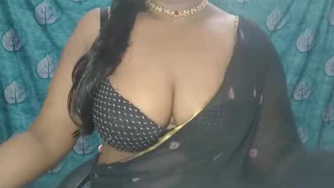 Snapshot of sophia_indian chatting on 23, 10, 2025 Sophia Tamil online show from 23, 10, 2025