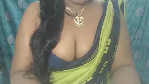 Snapshot of sophia_indian chatting on 15, 12, 2025 Sophia Tamil online show from 15, 12, 2025