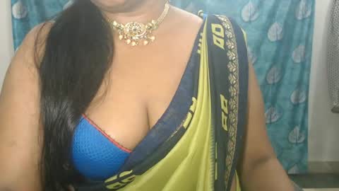 Snapshot of sophia_indian chatting on 1, 7, 2026 Sophia Tamil online show from 1, 7, 2026