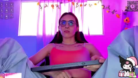 sophia_milano online show from 6, 12, 2024