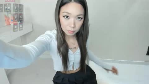 QUEEN OF SQUIRT online show from 11, 11, 2025