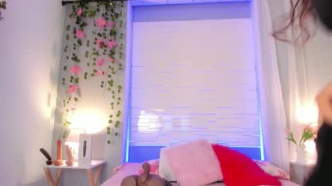  S O P H I A  online show from 11, 9, 2025