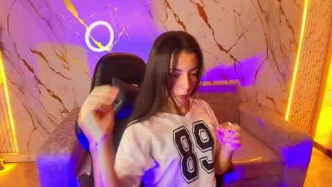 sophiadoll_tf online show from 18, 9, 2025